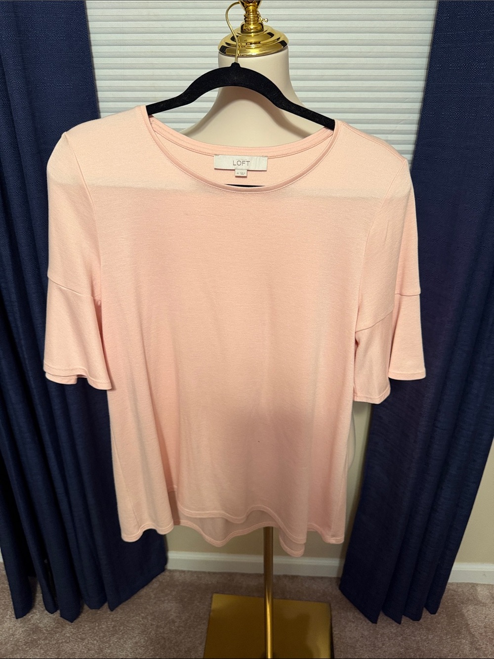 LOFT Light Blush Short Sleeve Knit Top